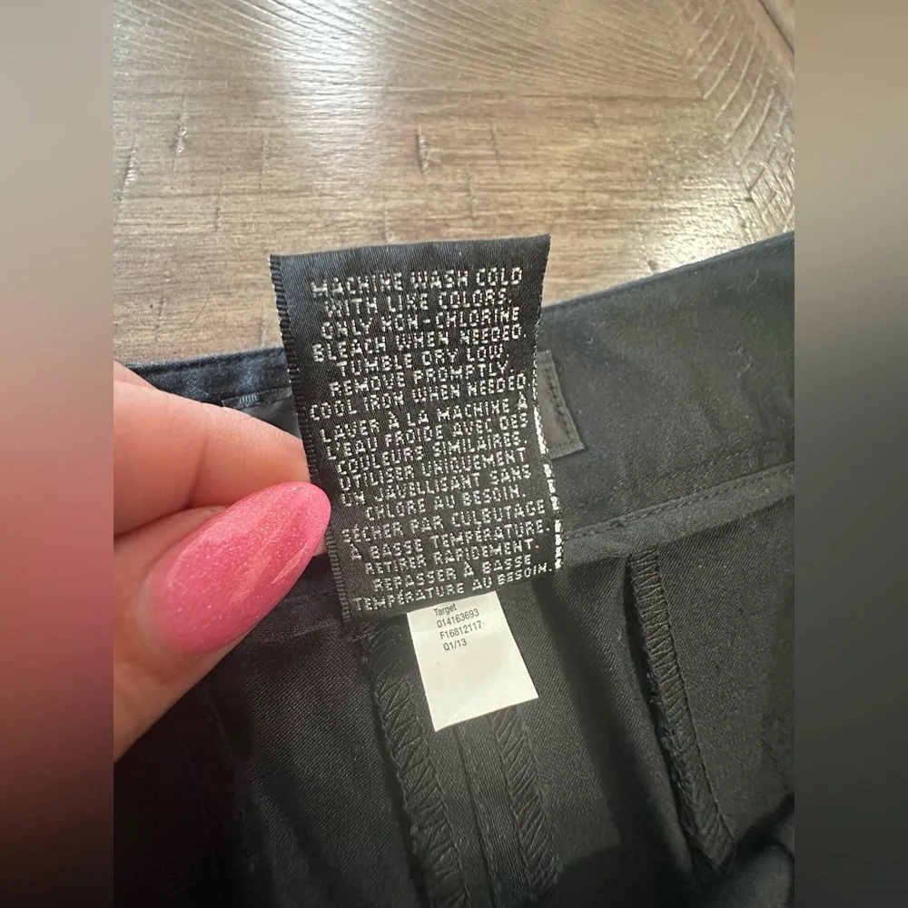 Mossimo Women's Black Cotton Stretch Cuffed Chino Short Shorts Size 8 - Picture 6 of 12